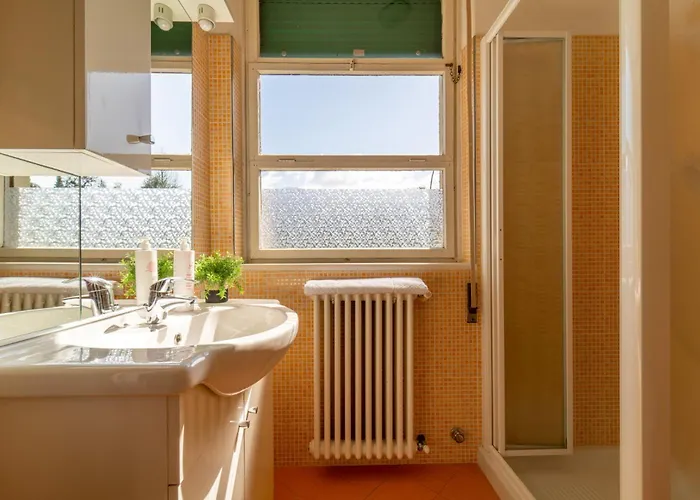 Emerald Apartment